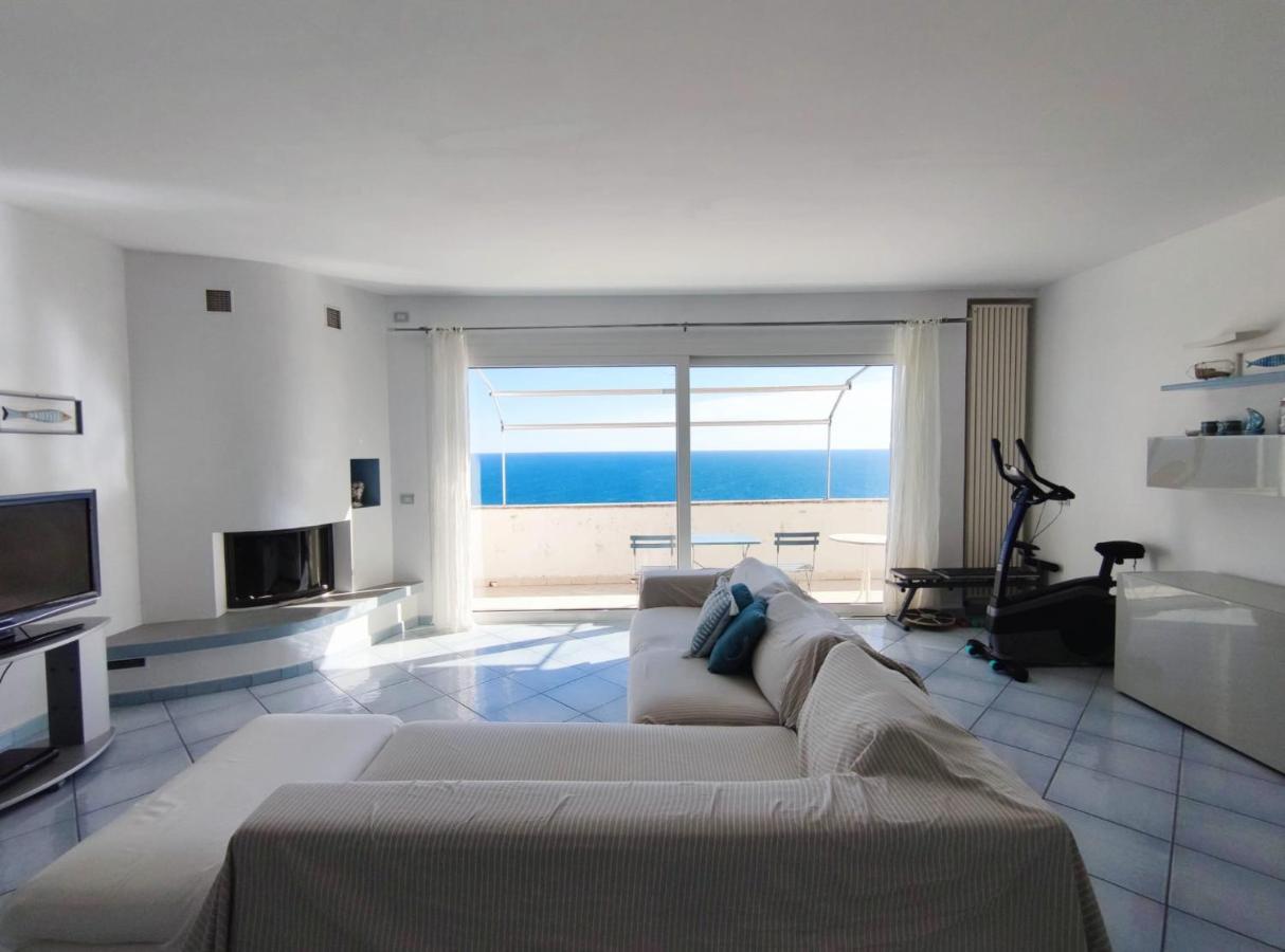 Villa Ischia Attico Sul Mare A Verezzi Borgio Verezzi Kültér fotó
