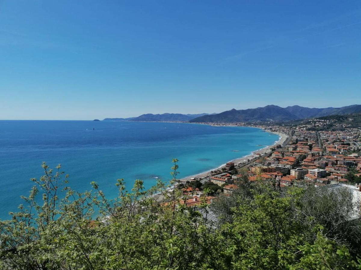 Villa Ischia Attico Sul Mare A Verezzi Borgio Verezzi Kültér fotó